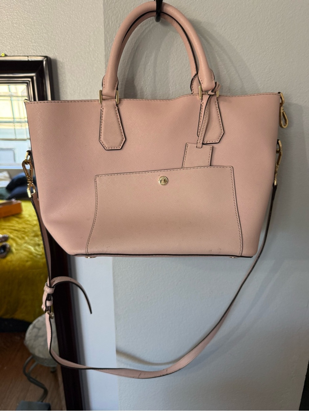 Structured Pink Leather Tote Bag with Shoulder Strap